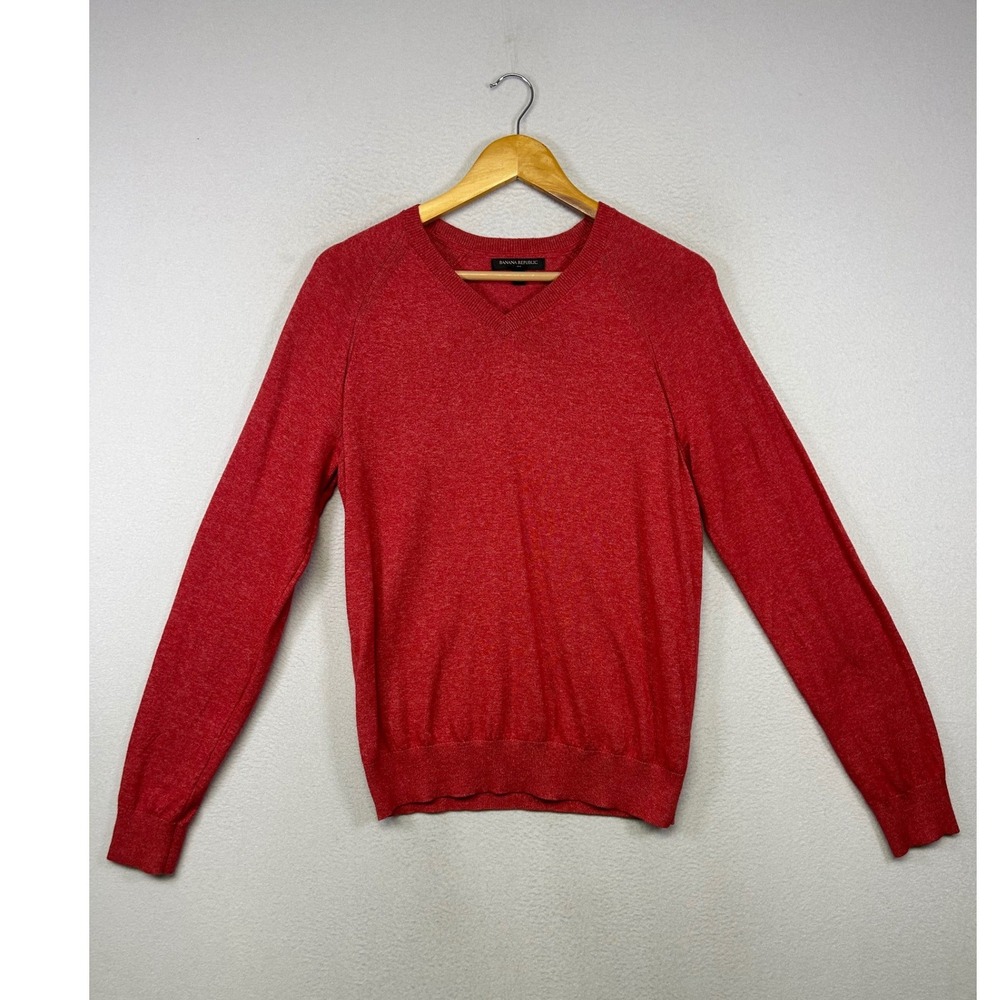 Preppy Banana Republic Men S Red V-Neck Cotton Raglan Long Sleeve Sweater